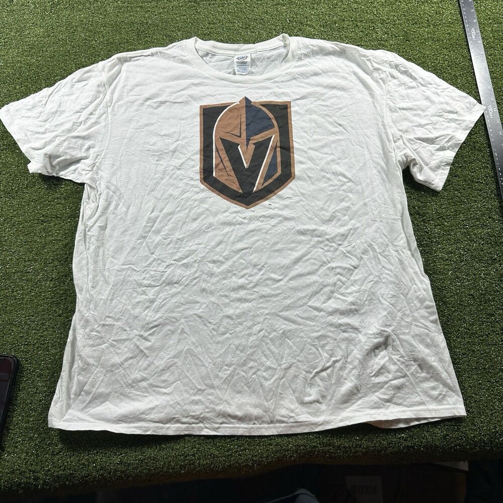 Vegas Golden Knights Men's 2XL White Logo T-Shirt NWOT nhl